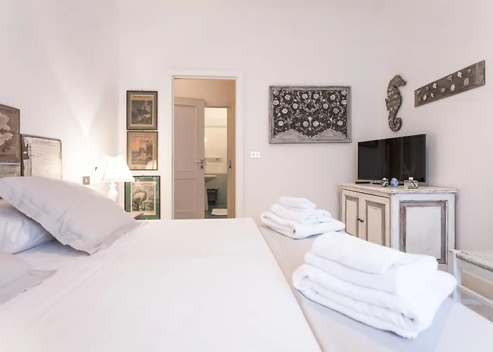 West Coast Bed and breakfast 3*